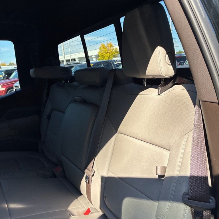 2022 Chevrolet Silverado 1500 Image 12