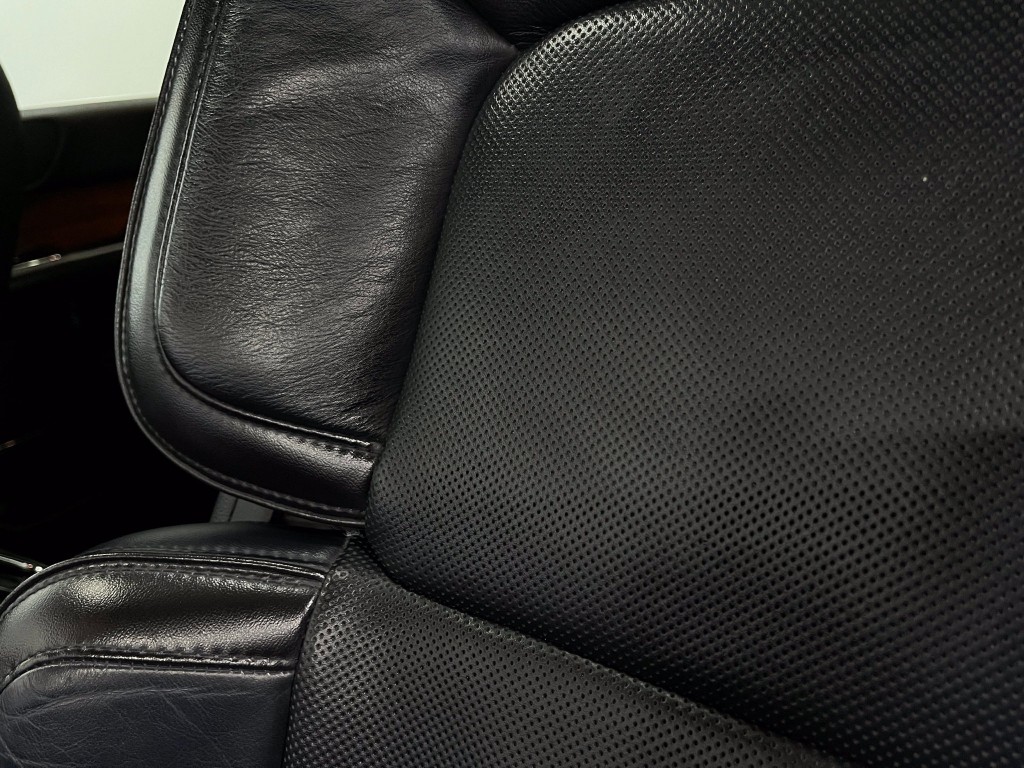 2019 Lincoln Navigator Image 18