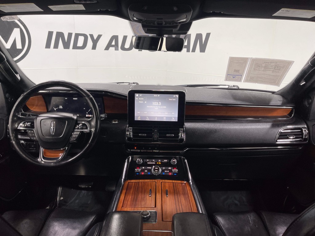 2019 Lincoln Navigator Image 19