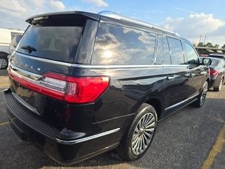2019 Lincoln Navigator Image 3