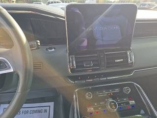 2019 Lincoln Navigator Image 7