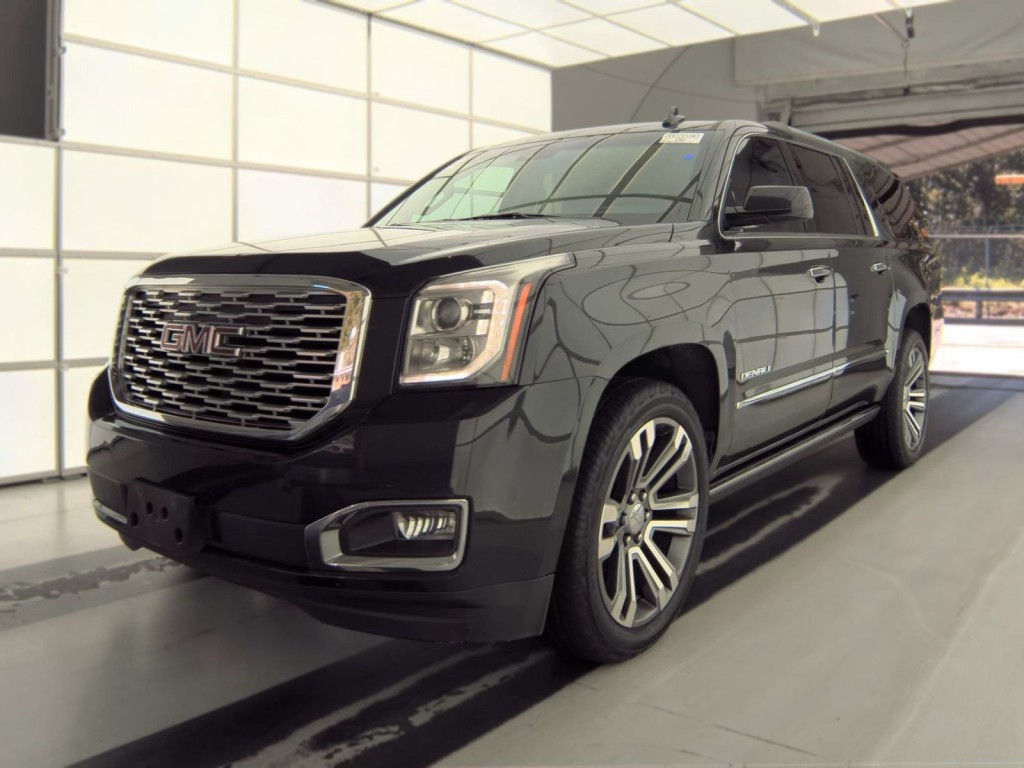 2020 GMC Yukon Image 3