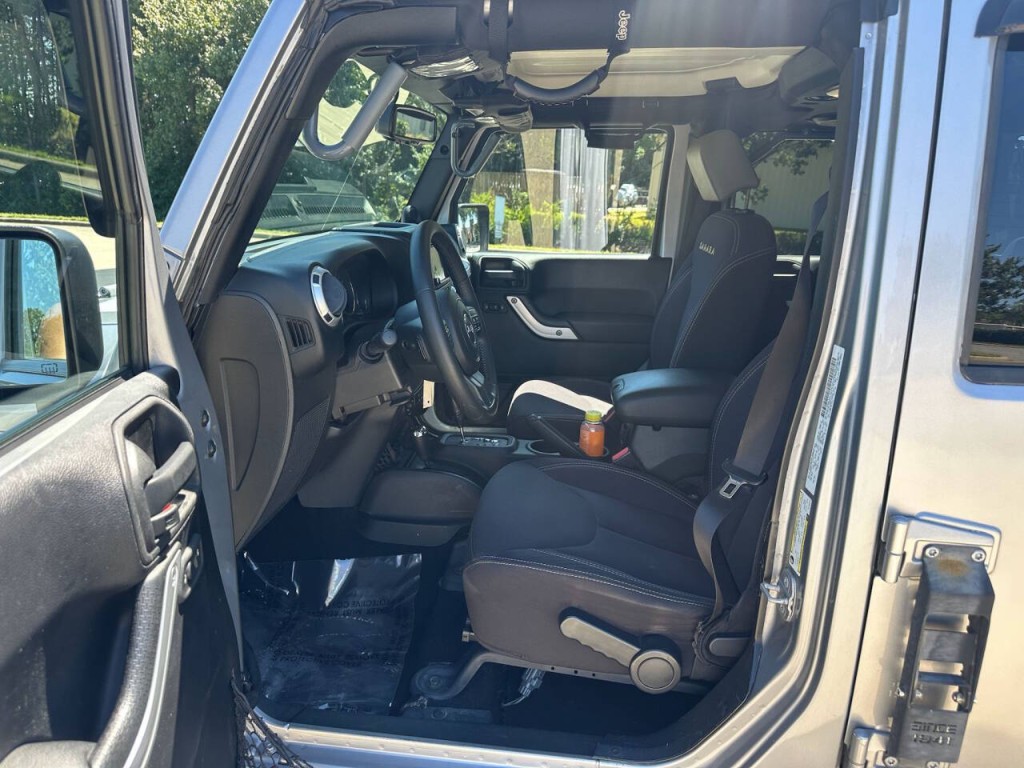 2014 Jeep Wrangler Unlimited Image 8