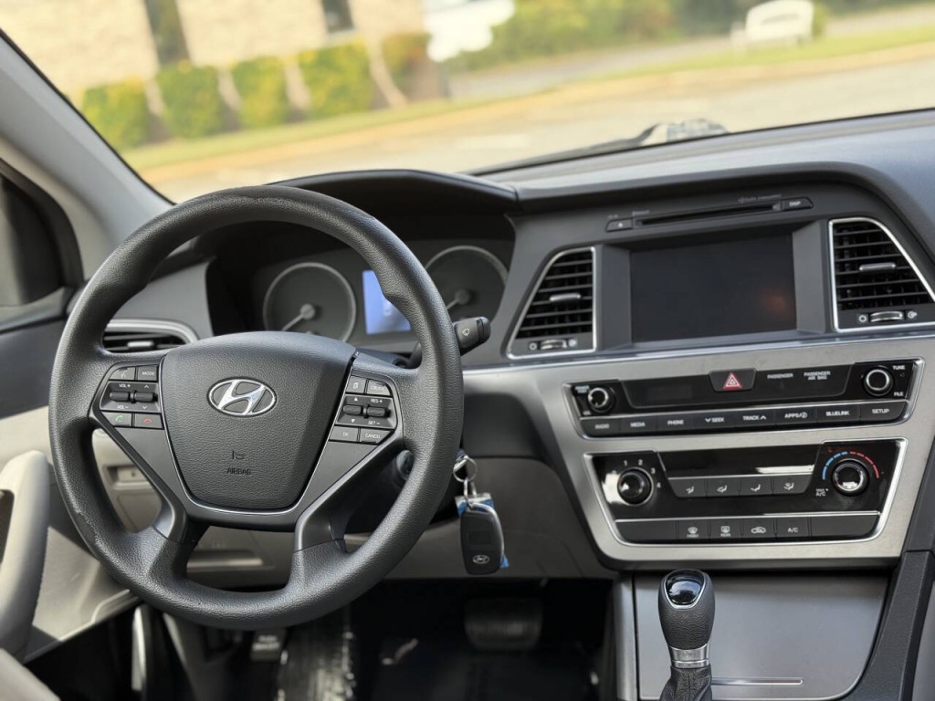 2017 Hyundai Sonata Image 11