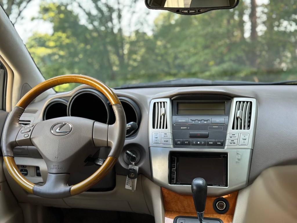 2006 Lexus RX 330 Image 11