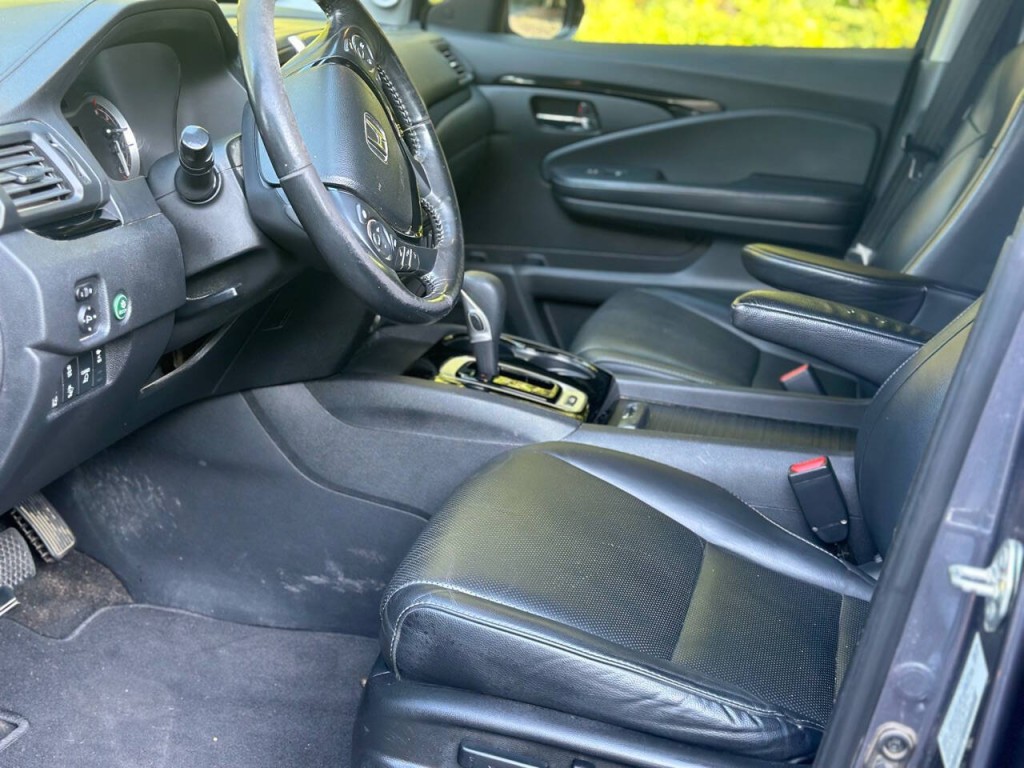 2019 Honda Ridgeline Image 8