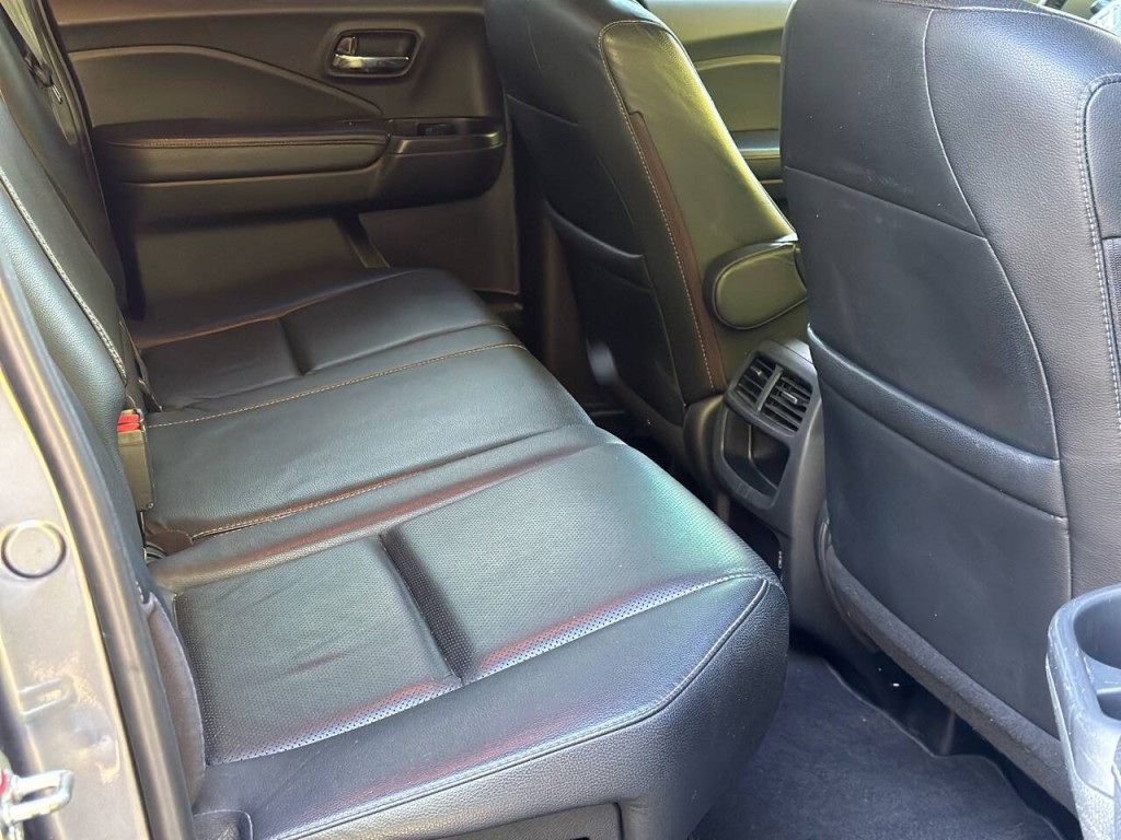 2019 Honda Ridgeline Image 10