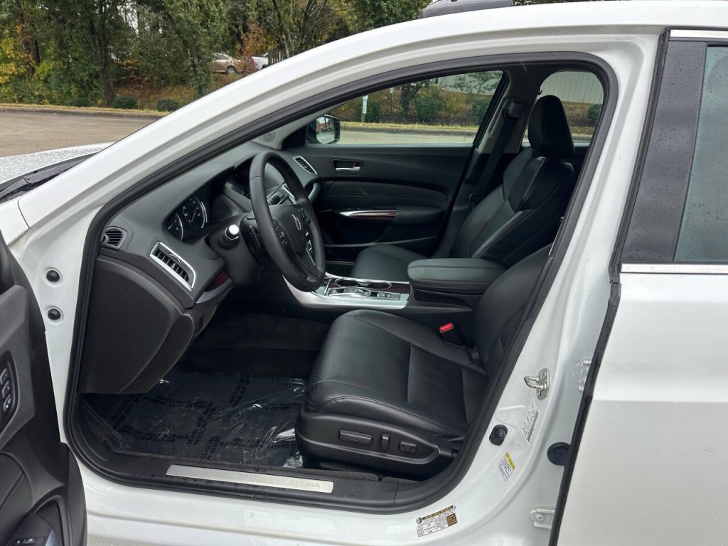 2016 Acura TL Image 8