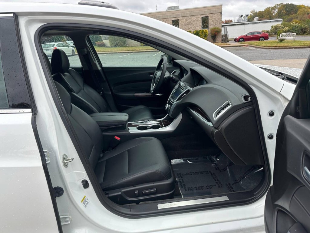 2016 Acura TL Image 12