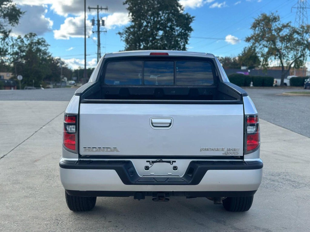 2012 Honda Ridgeline Image 4