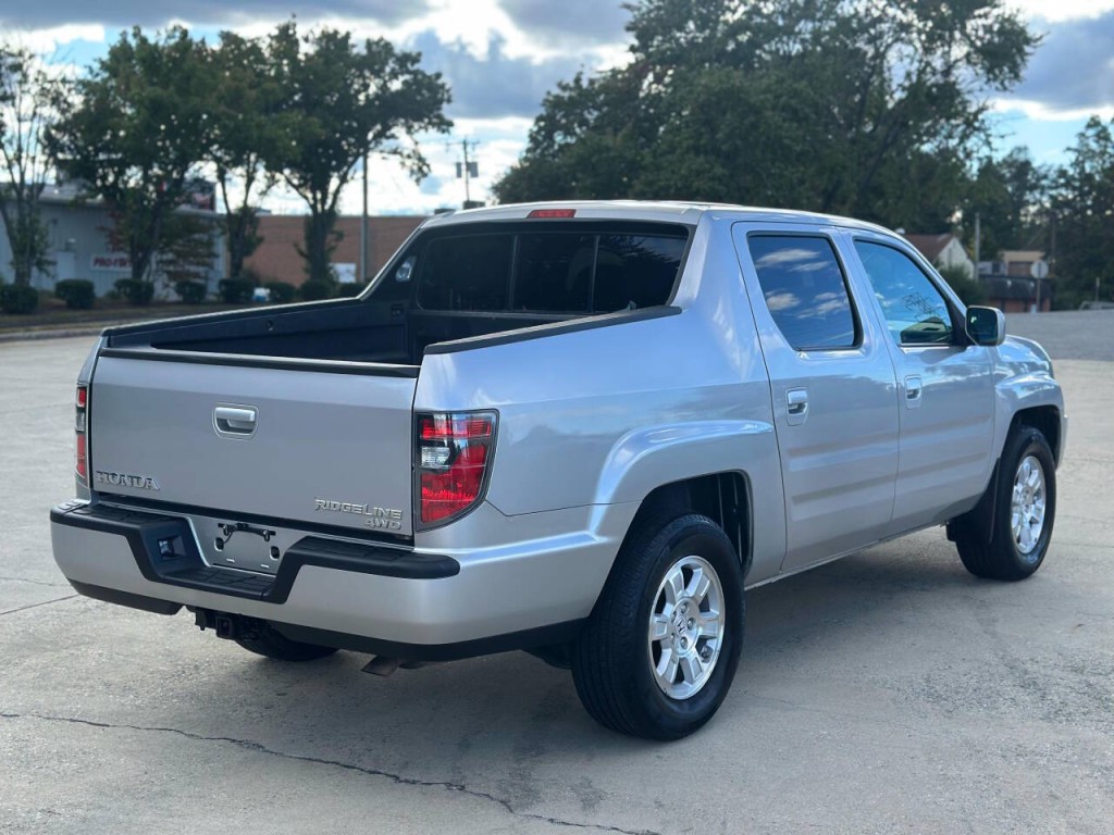 2012 Honda Ridgeline Image 5