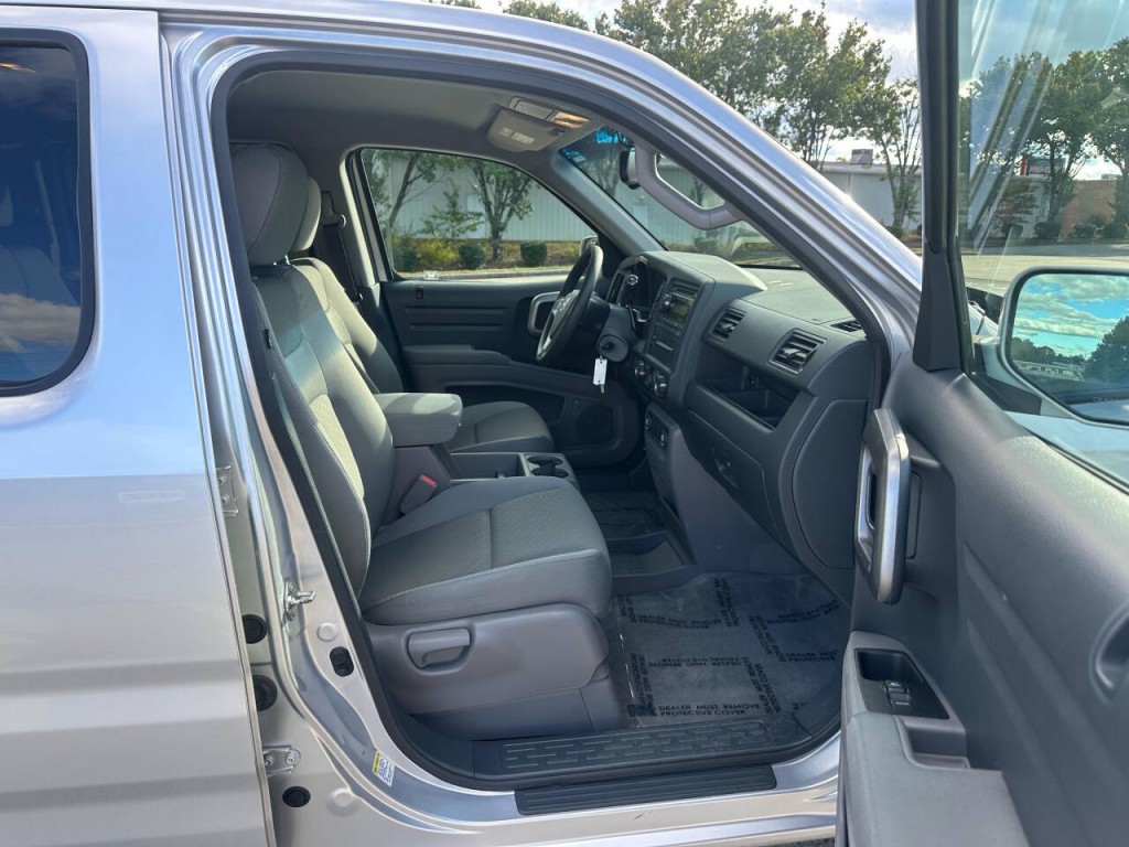 2012 Honda Ridgeline Image 12