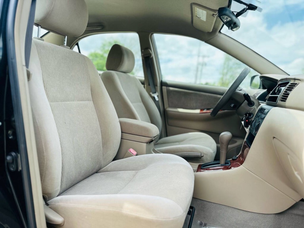 2007 Toyota Corolla Image 12