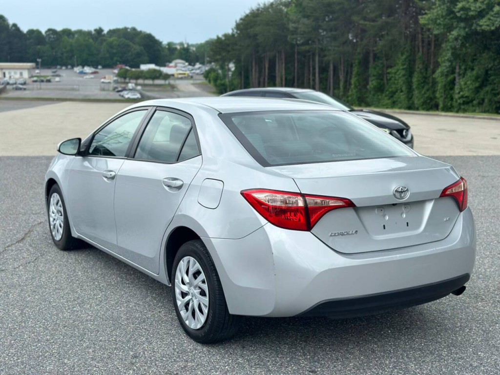 2018 Toyota Corolla Image 3