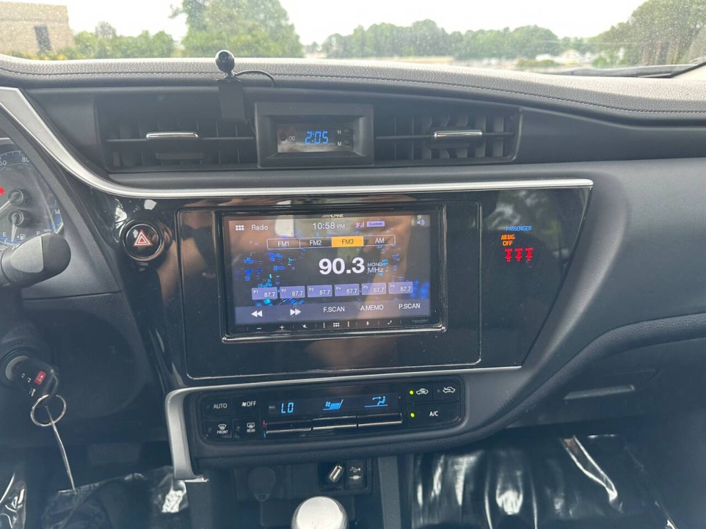 2018 Toyota Corolla Image 13