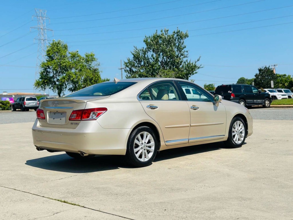 2012 Lexus ES 350 Image 4