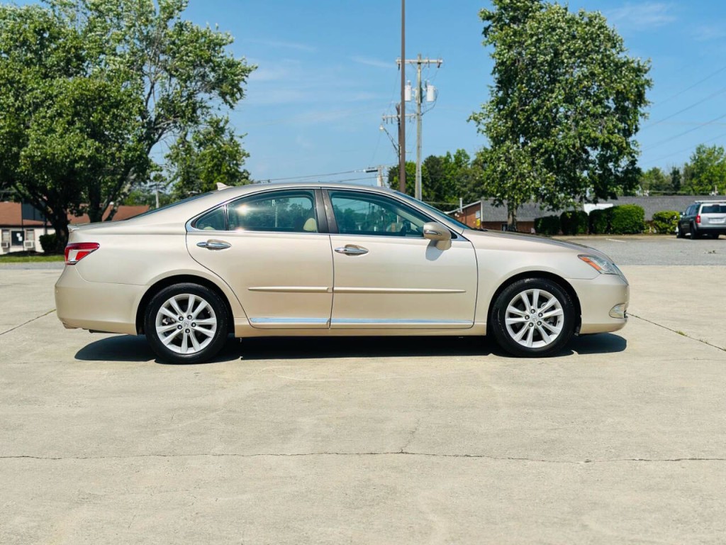 2012 Lexus ES 350 Image 5