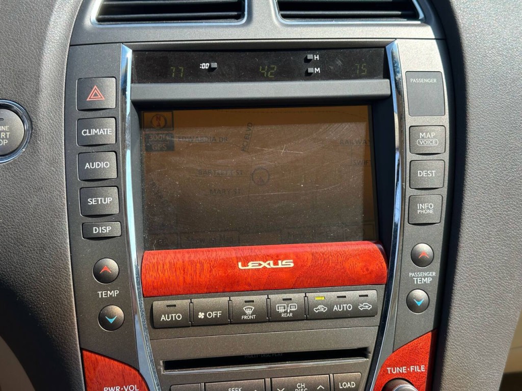 2012 Lexus ES 350 Image 14