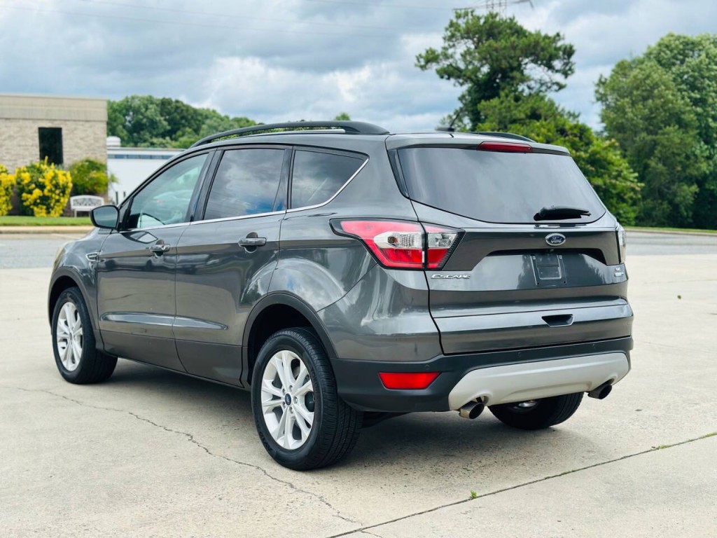2017 Ford Escape Image 3