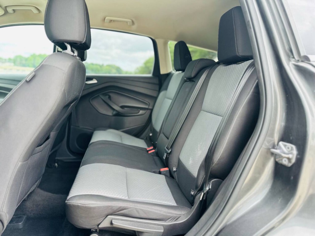 2017 Ford Escape Image 9