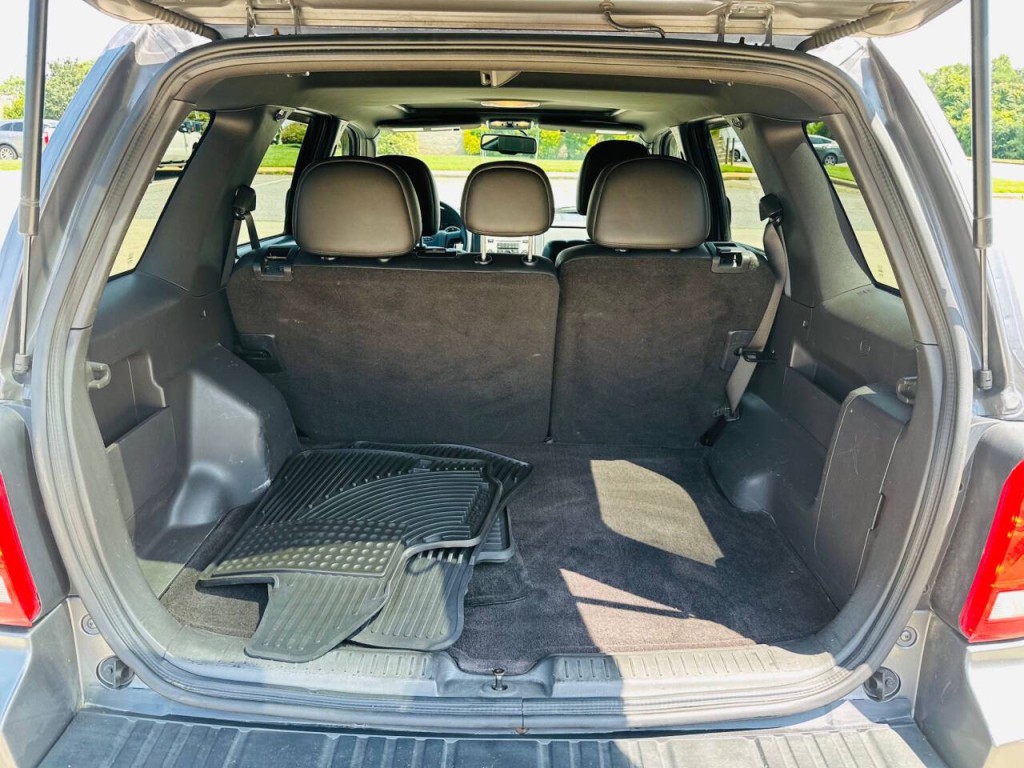 2010 Ford Escape Image 13