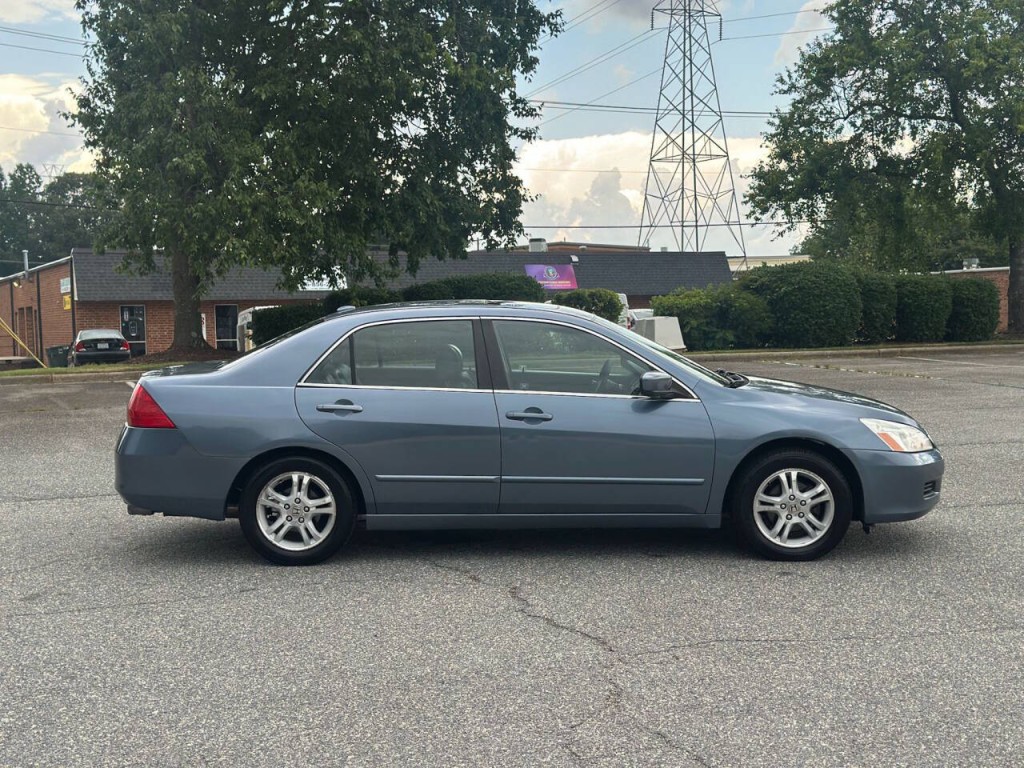 2007 Honda Accord Image 7