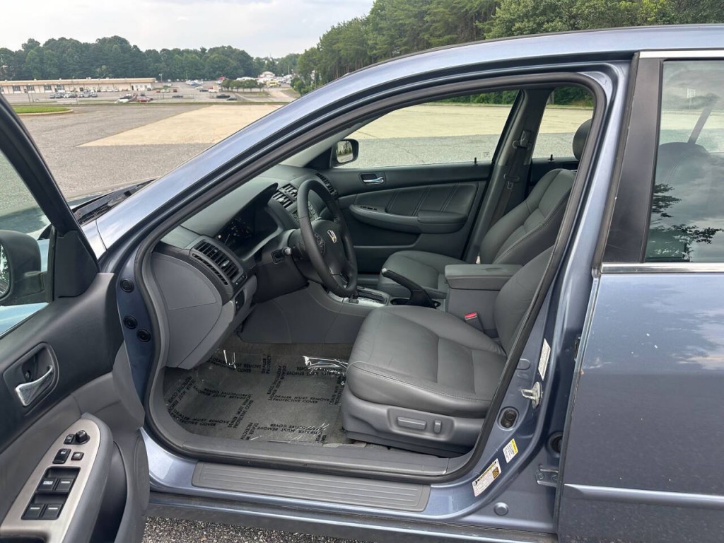 2007 Honda Accord Image 8