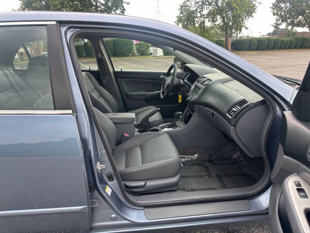 2007 Honda Accord Image 12