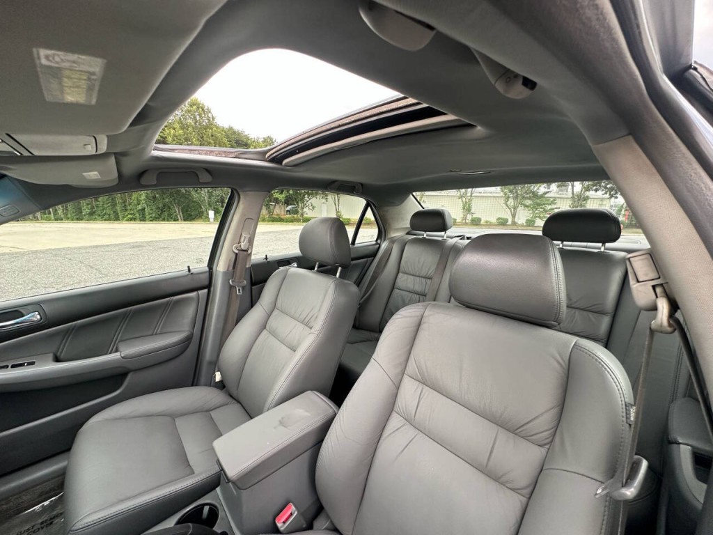 2007 Honda Accord Image 13