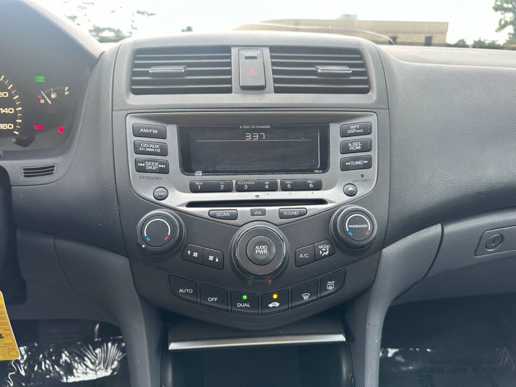 2007 Honda Accord Image 14