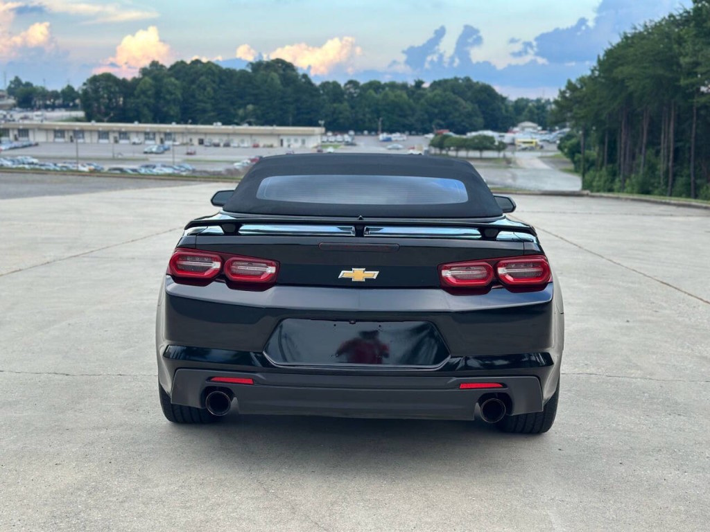 2019 Chevrolet Camaro Image 4