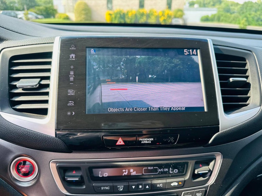 2017 Honda Ridgeline Image 14