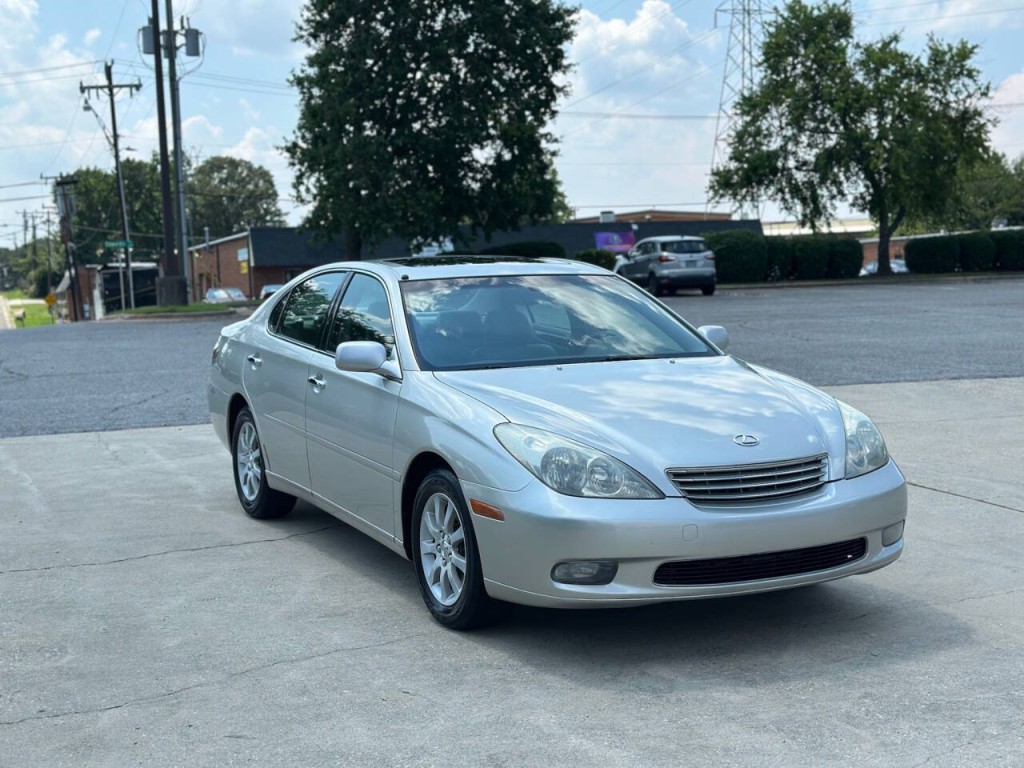 2004 Lexus ES 330 Image 7