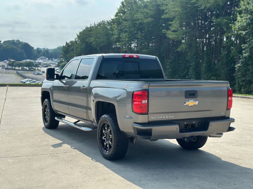 2017 Chevrolet Silverado 1500 Image 3