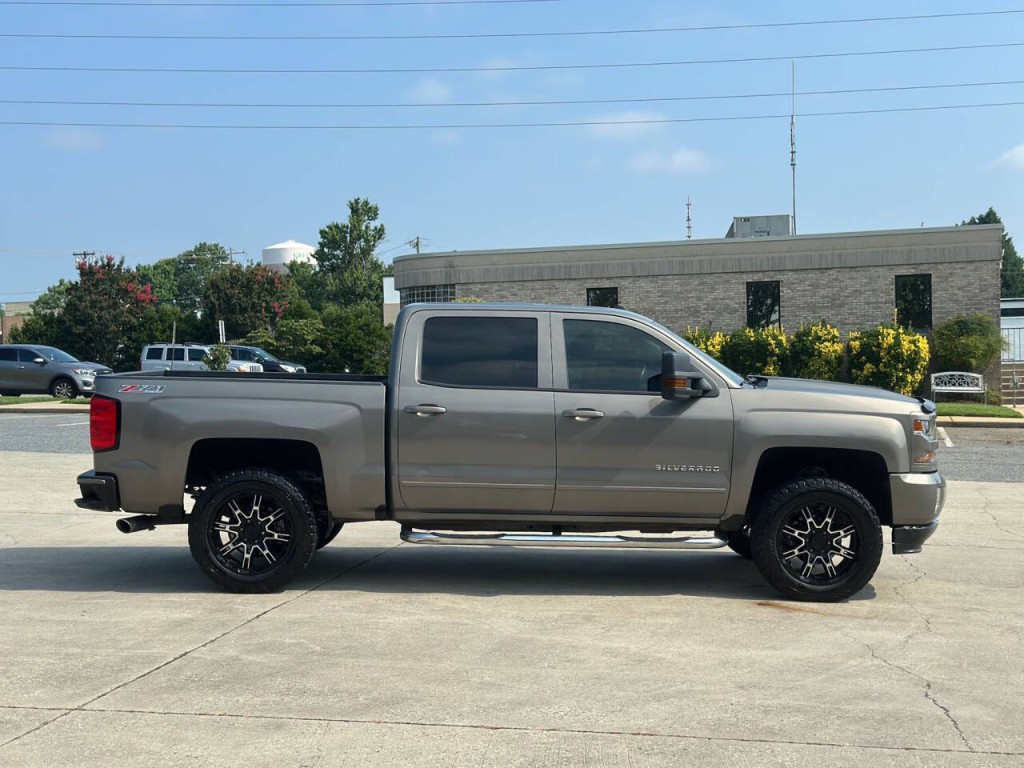 2017 Chevrolet Silverado 1500 Image 6