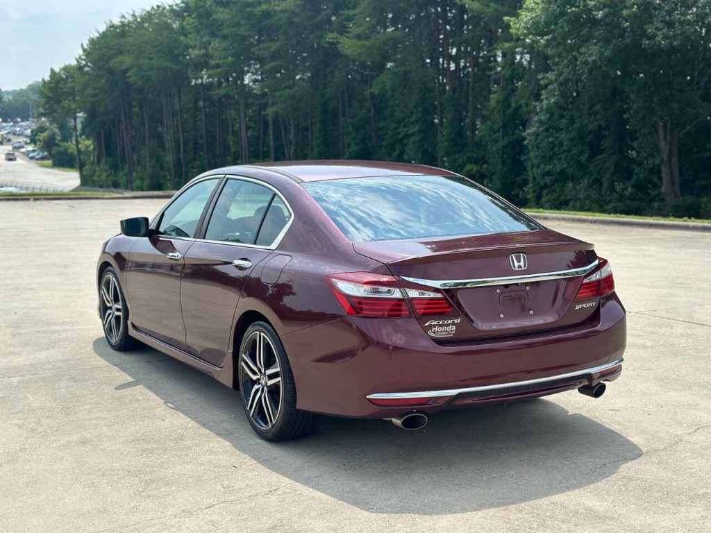 2016 Honda Accord Image 4