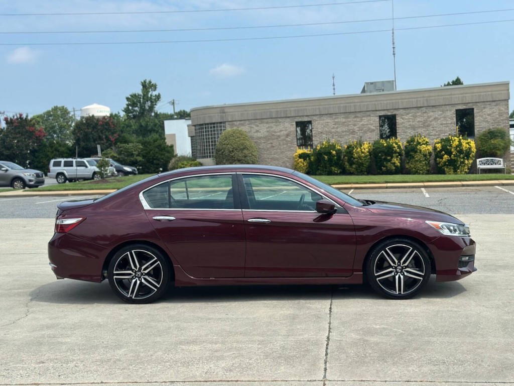 2016 Honda Accord Image 6