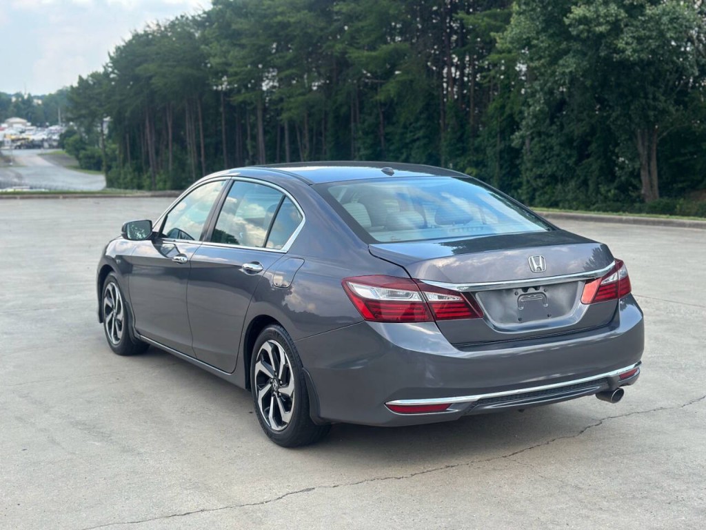 2016 Honda Accord Image 3