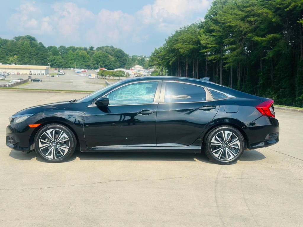 2016 Honda Civic Image 2