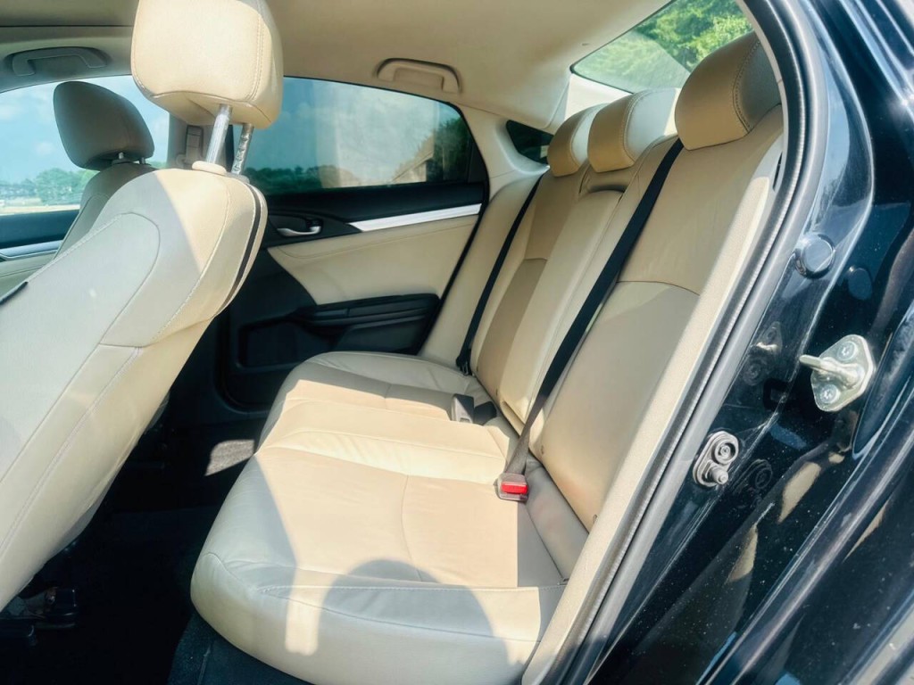 2016 Honda Civic Image 8