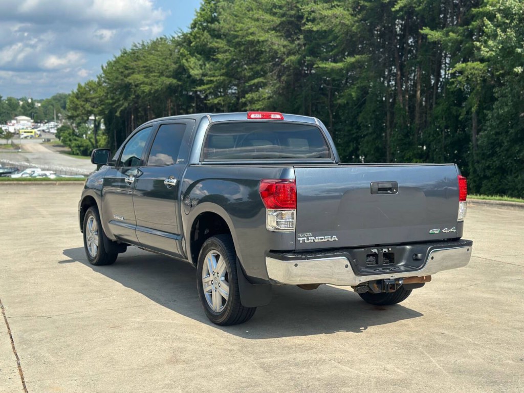 2010 Toyota Tundra Image 3