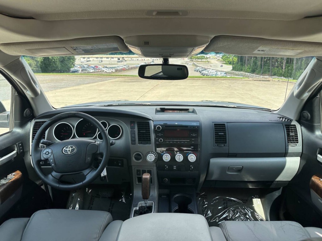 2010 Toyota Tundra Image 10