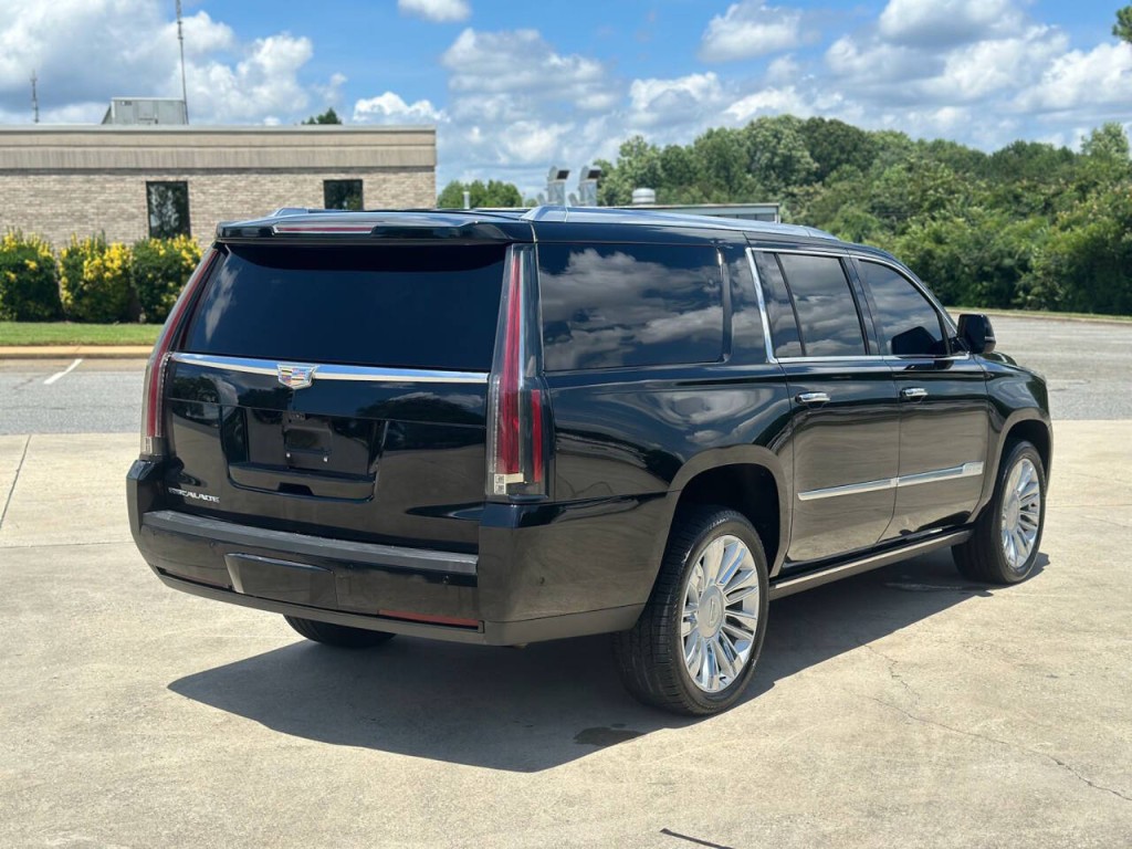 2020 Cadillac Escalade Image 5