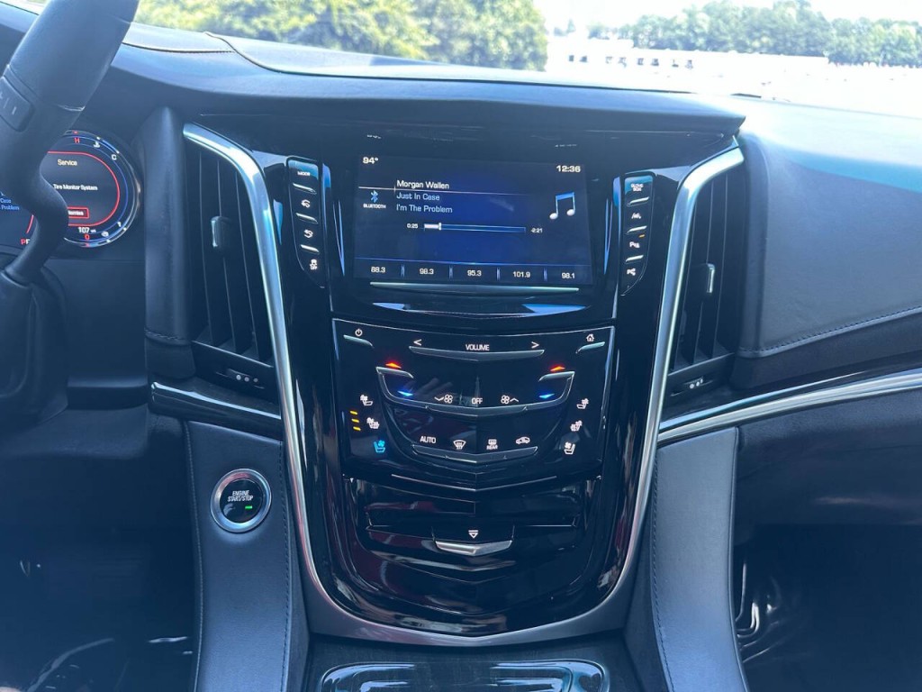 2020 Cadillac Escalade Image 18
