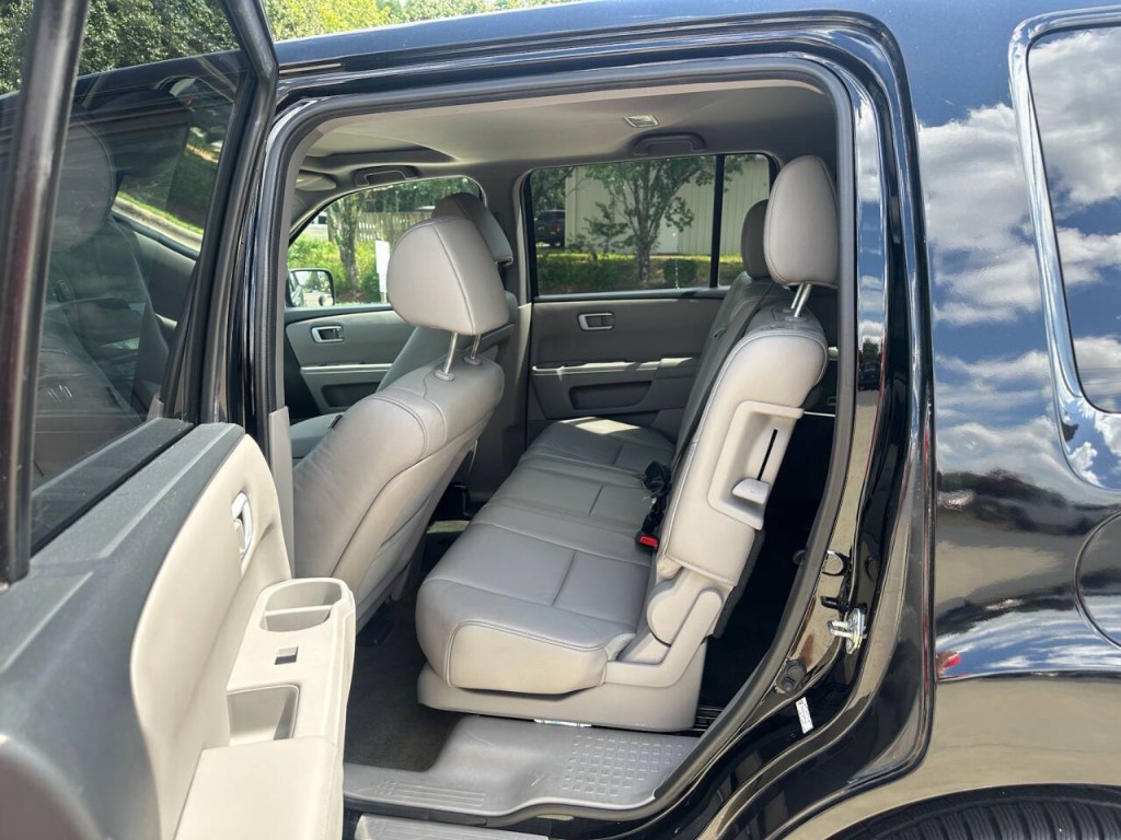 2015 Honda Pilot Image 9