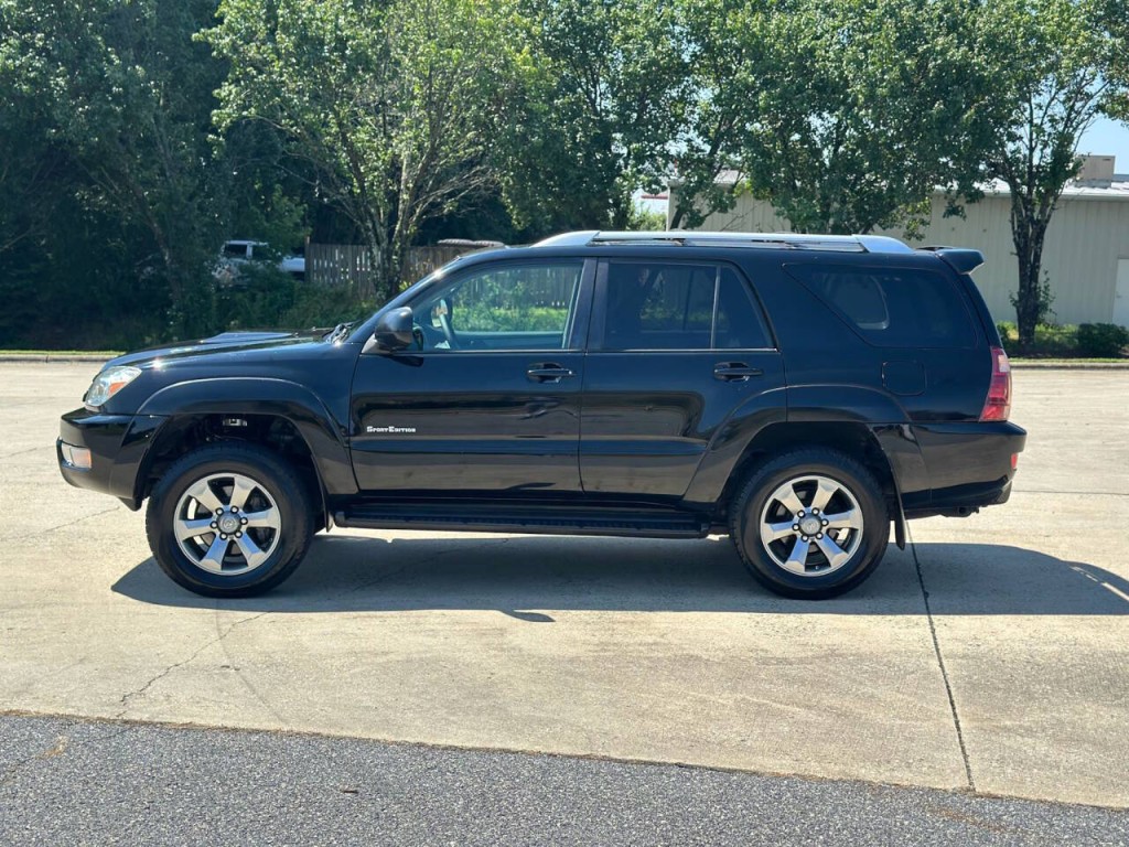2004 Toyota 4Runner Image 2