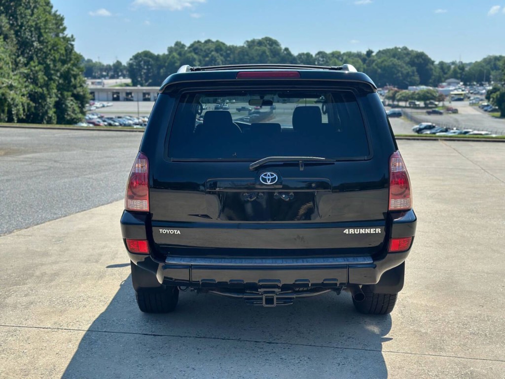 2004 Toyota 4Runner Image 3