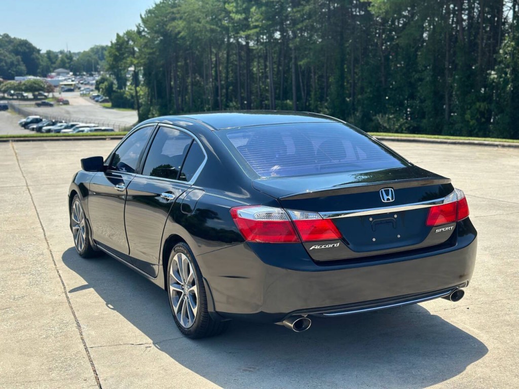 2015 Honda Accord Image 3
