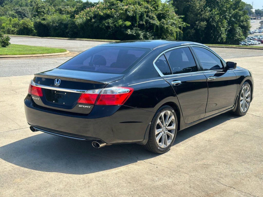 2015 Honda Accord Image 5