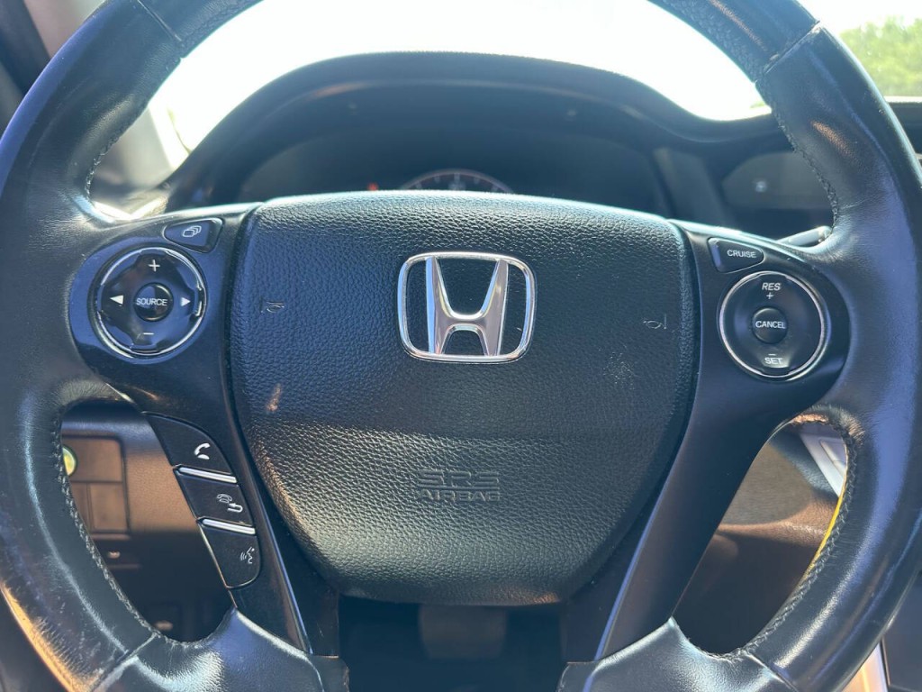 2015 Honda Accord Image 13